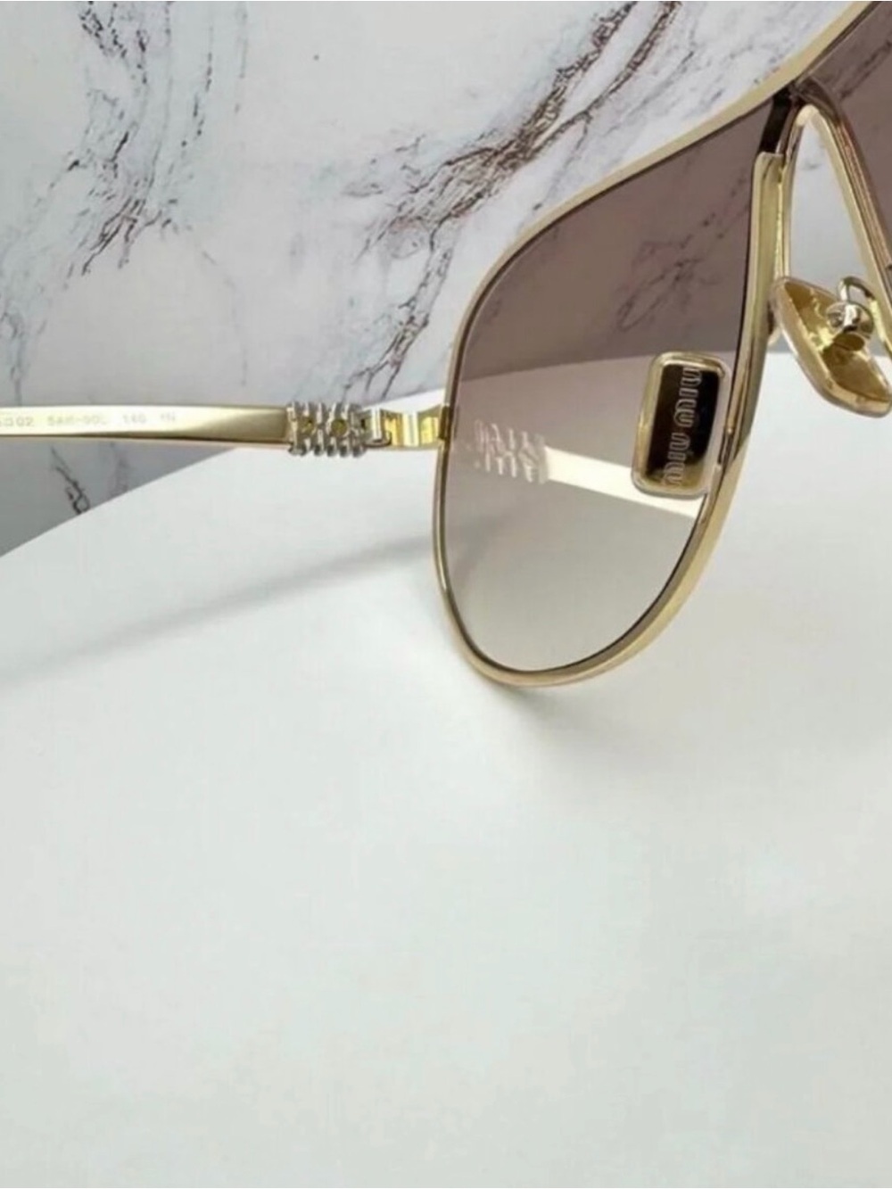 🕶️ Miu Miu Gold Aviator Sunglasses with Pink Gradient Lenses ✨ - Picture 5 of 6